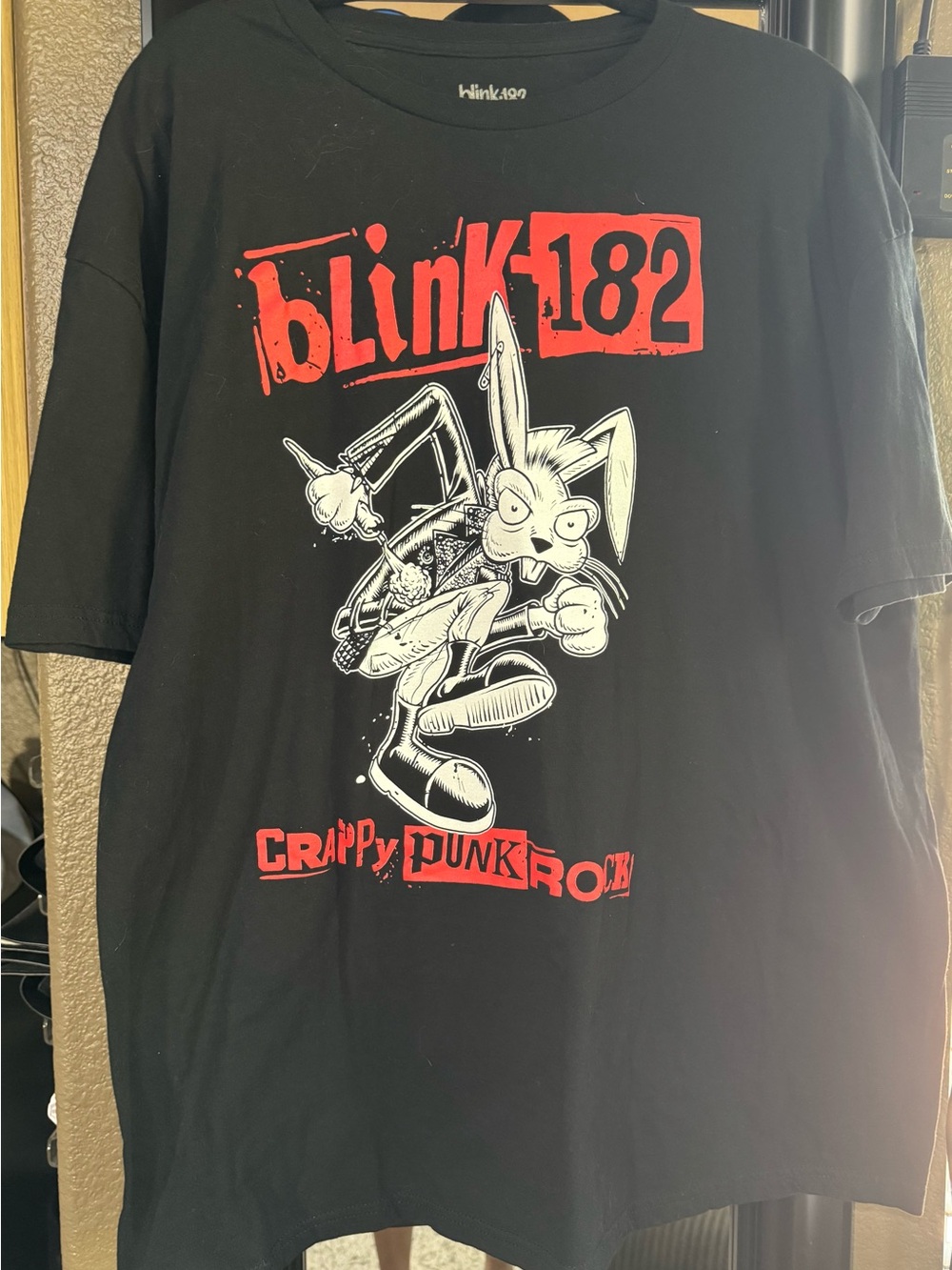 Hot Topic Black Blink-182 Crappy Punk Rock Graphic Tee